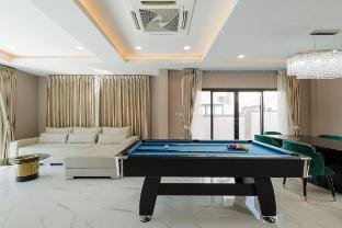 Pattaya Private Pool - Five Bedroom Villa _1 312 Vacation rental in Pattaya City