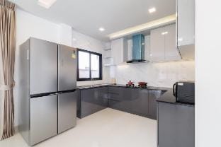 芭提雅独栋泳池四卧别墅 可以住10人 Vacation rental in Pattaya City