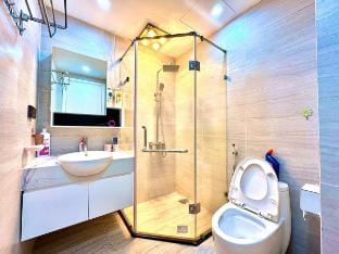 Close To Airport, High Quality 2bedroom Apartment in Laos