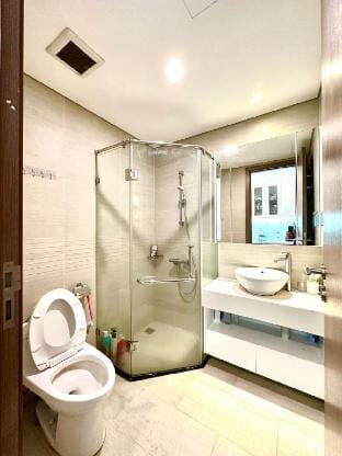 Quiet Stu Apt, Morden Amenities, Quick To Airport Apartment in Laos