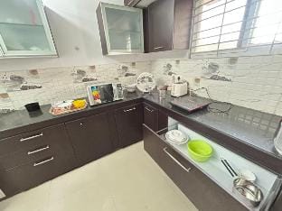 3BHK Near Apollo Hospital & KIMS Hospitals Raidurg Apartment in Hyderabad