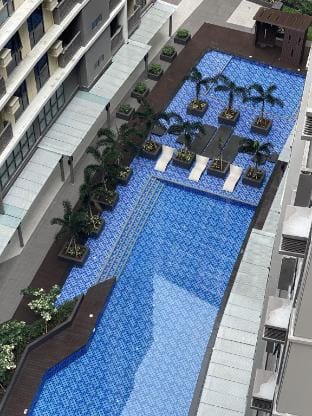 2BR Luxury Suite w Infinity Pool near Okada Apartment in Pasay
