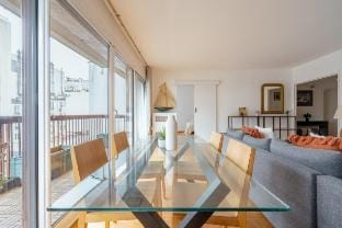 Beautiful 5 rooms on the 15th Vacation rental in Paris