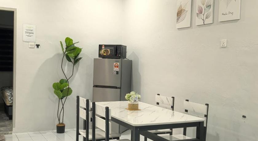 32 Homestay Vacation rental in Perak Tengah District
