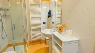 Garden Residence - Italian Homing Apartment in Desenzano del Garda