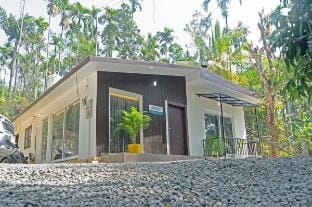 Standard Twin Bed Non-AC Vacation rental in Kerala