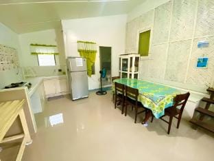 Tamari's Rest House Vacation rental in Calabarzon