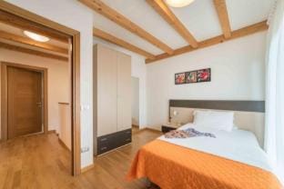 Elegant vacation house with private garden by Beahost Rentals Apartment in Friuli-Venezia Giulia