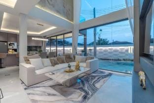 Pattaya Villa, 5BR 6Bath, 300m to the sea Vacation rental in Pattaya City