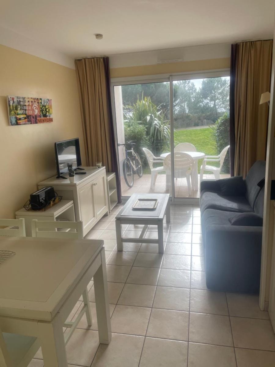 Appartement Vue Mer - Les Sables d'Olonne Apartment in Château-d'Olonne