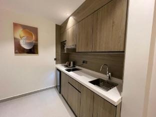 City Star Deira Apartment in Dubai
