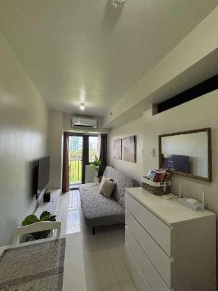 Broom @ Shore 3 Residences 1BR Vacation rental in Pasay