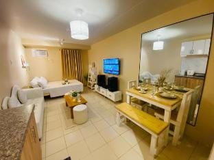 Blazing Star @ Urban Deca Homes Vacation rental in Manila City