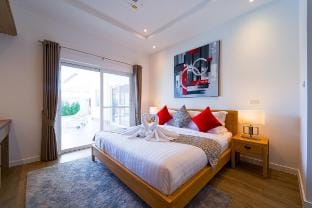 Brand-New Modern 3-Bedroom Villa!(MB20) Villa in Hua Hin District