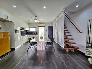 Modern 3-Bedroom Townhome Kamala Vacation rental in Kamala