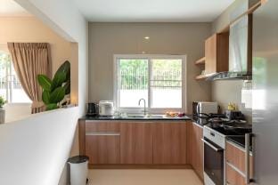 Central Bangkok 4 BDR Villa Near Nana Vacation rental in Bangkok