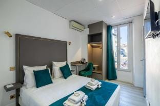 Hotel Avaton - Family bedroom - Cannes Palais Apartment in Cannes