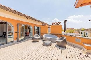 MrBrown Luxury Attic with Pool Vacation rental in Rome
