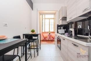 MR Brown Informal Room Vacation rental in Rome