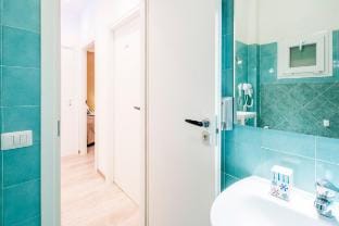 Magnific Room with Bathroom Exterior  Vacation rental in Rome