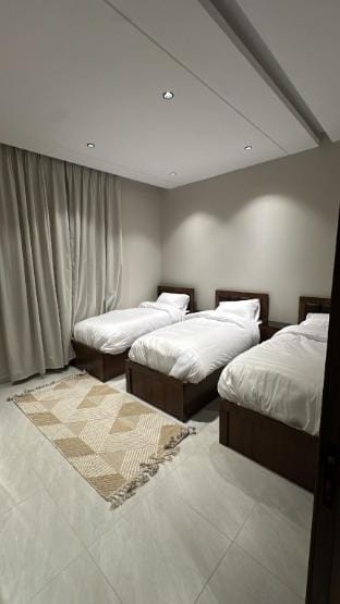 شقه فاخره بحي السلامه Apartment in Jeddah