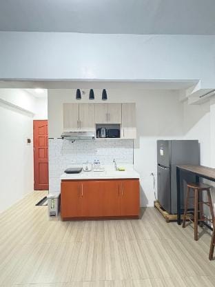 J&E cozy Vacation rental in Lapu-Lapu City