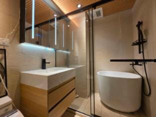 Your Luxury Room 1 min to Ximen MRT station Exit 6 Apartment in Taipei City