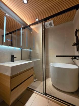 Your Luxury Room 1 min to Ximen MRT station Exit 6 Apartment in Taipei City