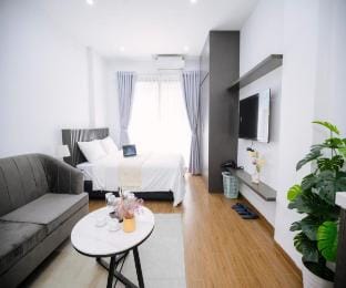 ALAYA 14 APARTMENT and HOTEL BA ĐINH Apartment in Hanoi