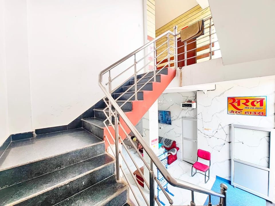 Goroomgo Saral Guest House Ayodhya Hotel in Uttar Pradesh