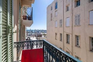 Hotel Avaton-Deluxe Balcony bedroom-Cannes Palais Apartment in Cannes