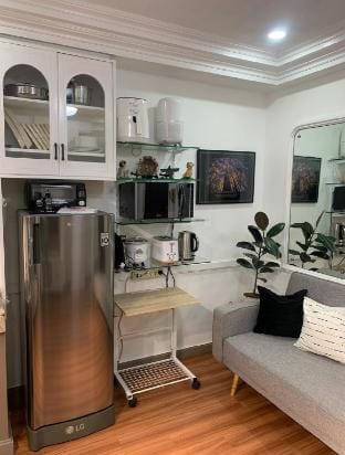 Spacious unit in Timog near Tomas Morato Vacation rental in Quezon City