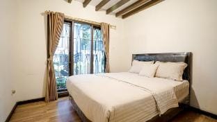 Private Family Villa, at Vila Istana Bunga Vacation rental in Parongpong