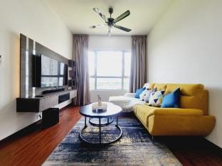 Executive Stay UiTM Columbia Netflix FreeParking Vacation rental in Selangor, Malaysia