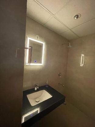 Regal Stay.  Luxury and pleasant stay Vacation rental in Lucknow