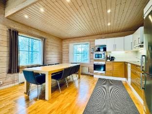 Cosy Ski Retreat in Lapland: Sauna & Fireplace Vacation rental in Finland