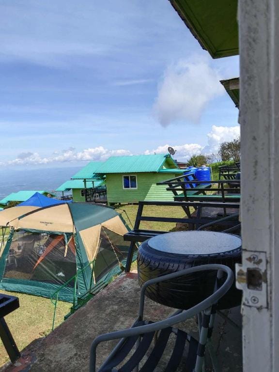 นานาวิวภูทับเบิก Bed and Breakfast in Laos