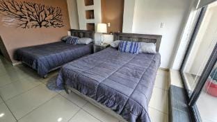 C3-S09 DOUBLE SUITE at ITESM CEM Apartment in State of Mexico