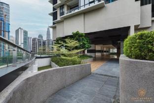 Stylish Apt at Manor #Pool #KLCC P3BR Vacation rental in Federal Territory of Kuala Lumpur
