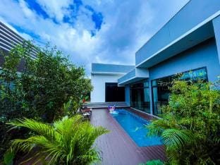 Hatyai : 78 the pool villa  Villa in Thailand
