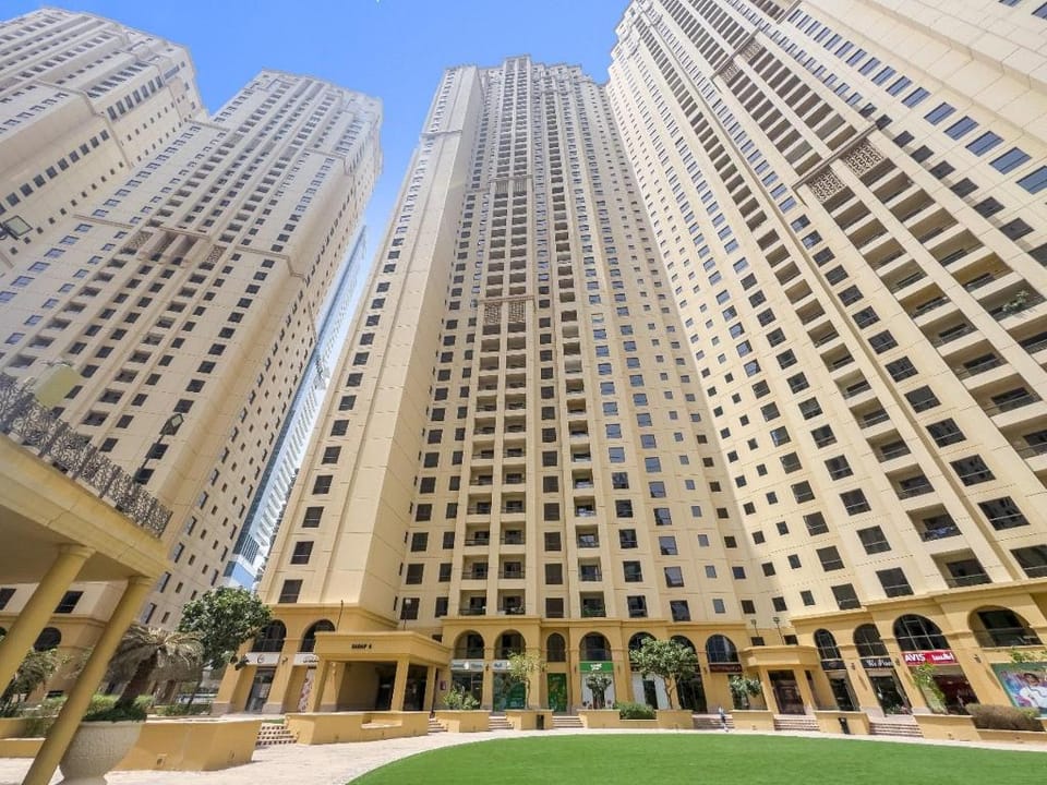 Sadaf 6 JBR Flat no 2113 Dorm Hostel in Dubai