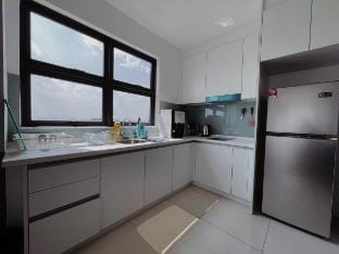 8pax 2R2B| Modern Stay @EkoCheras| Link to MRT| KL Vacation rental in Federal Territory of Kuala Lumpur