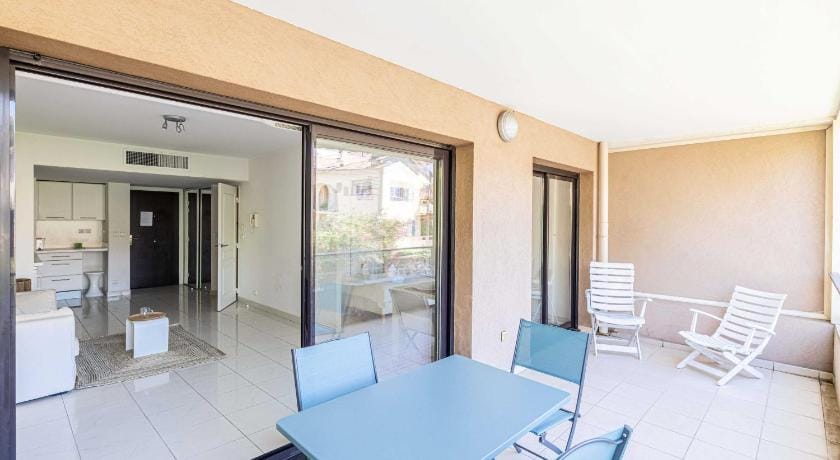Charming 1 bedroom flat with balcony/pool - Cannes Apartment in Cannes