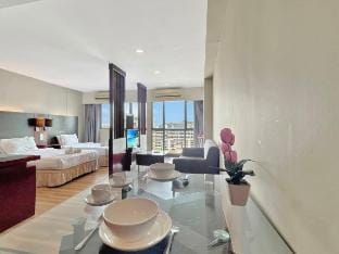 Royal Crown Scsp 1064 KK CBD near  Imago Vacation rental in Kota Kinabalu