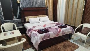 Luxury Private Room Ensuit Bathroom-Shared Terrace Vacation rental in Uttarakhand
