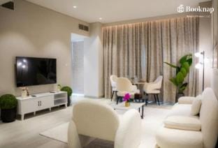 Stylish 1 BHK at Condor Marina Star Vacation rental in Dubai