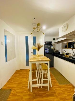 Spacious Loft nr MRT 2BR/2CR Apartment in Mandaluyong