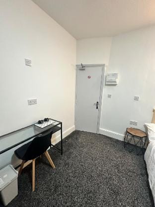 Room 4 NG3 2AZ Vacation rental in Nottingham