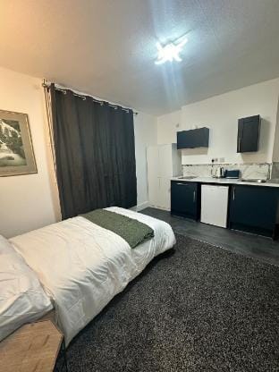 Room 4 NG3 2AZ Vacation rental in Nottingham