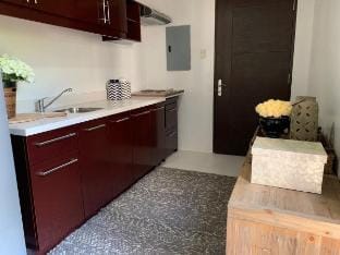 Pico de Loro Beach Posh Studio for 3 Apartment in Nasugbu